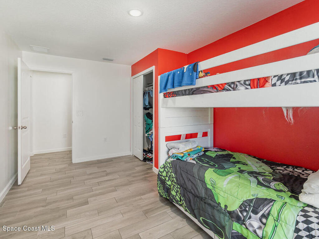 1534 Pine Street, Orlando, FL 32824