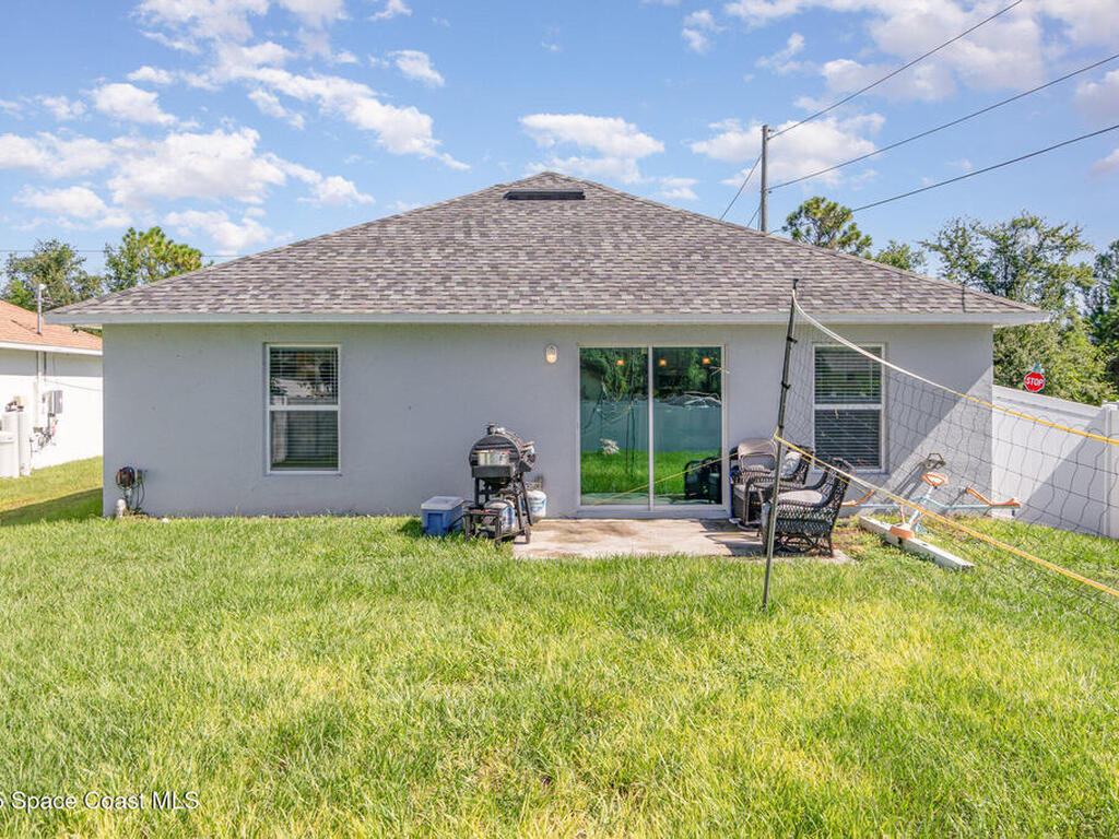 1534 Pine Street, Orlando, FL 32824