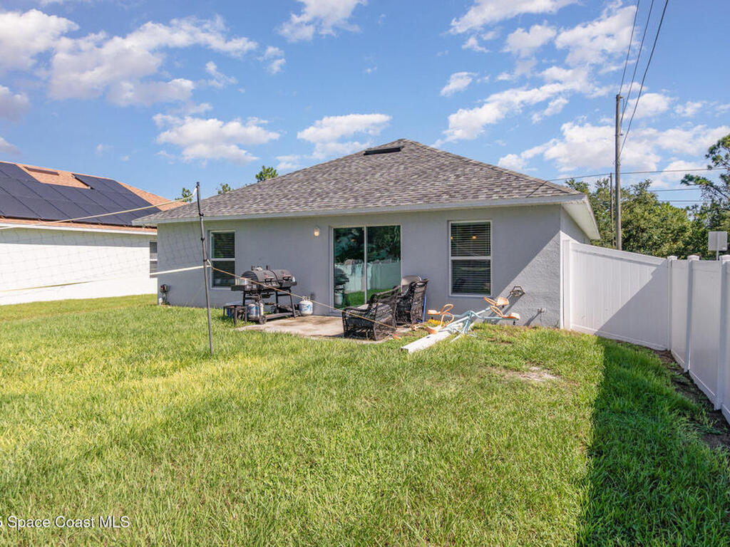 1534 Pine Street, Orlando, FL 32824