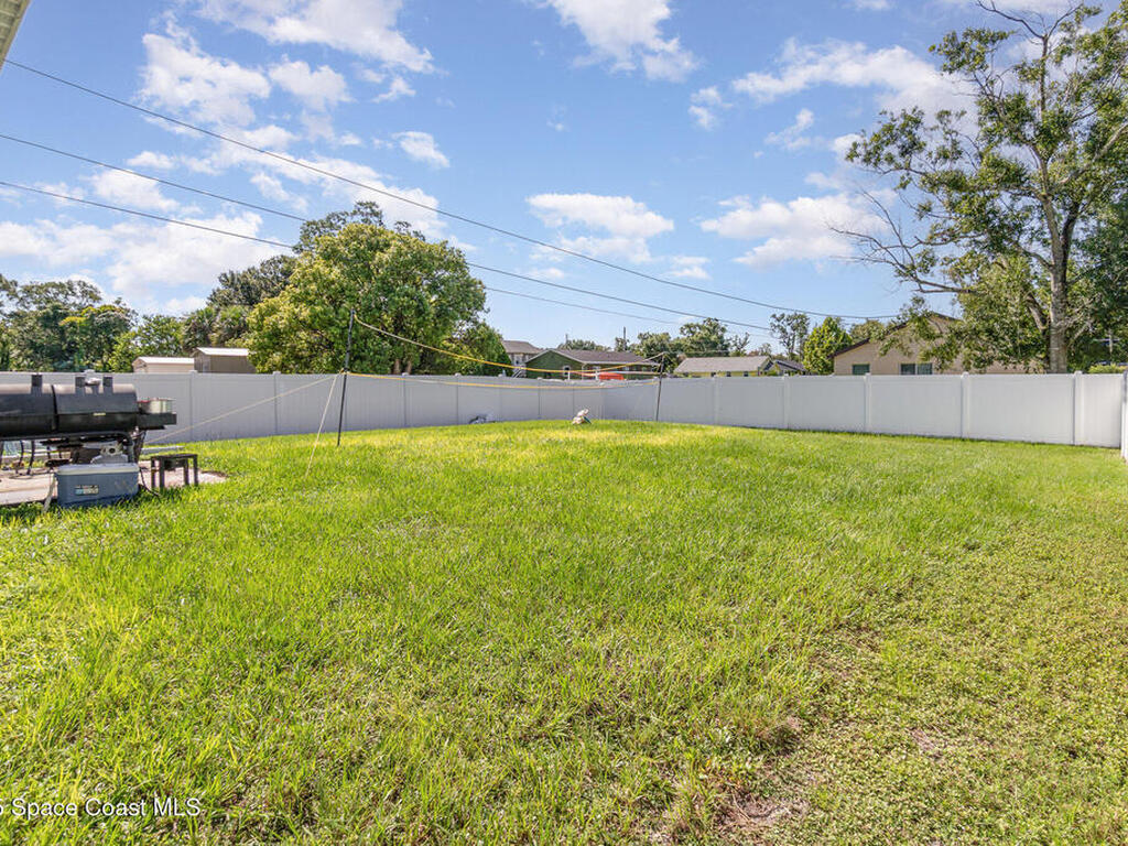 1534 Pine Street, Orlando, FL 32824