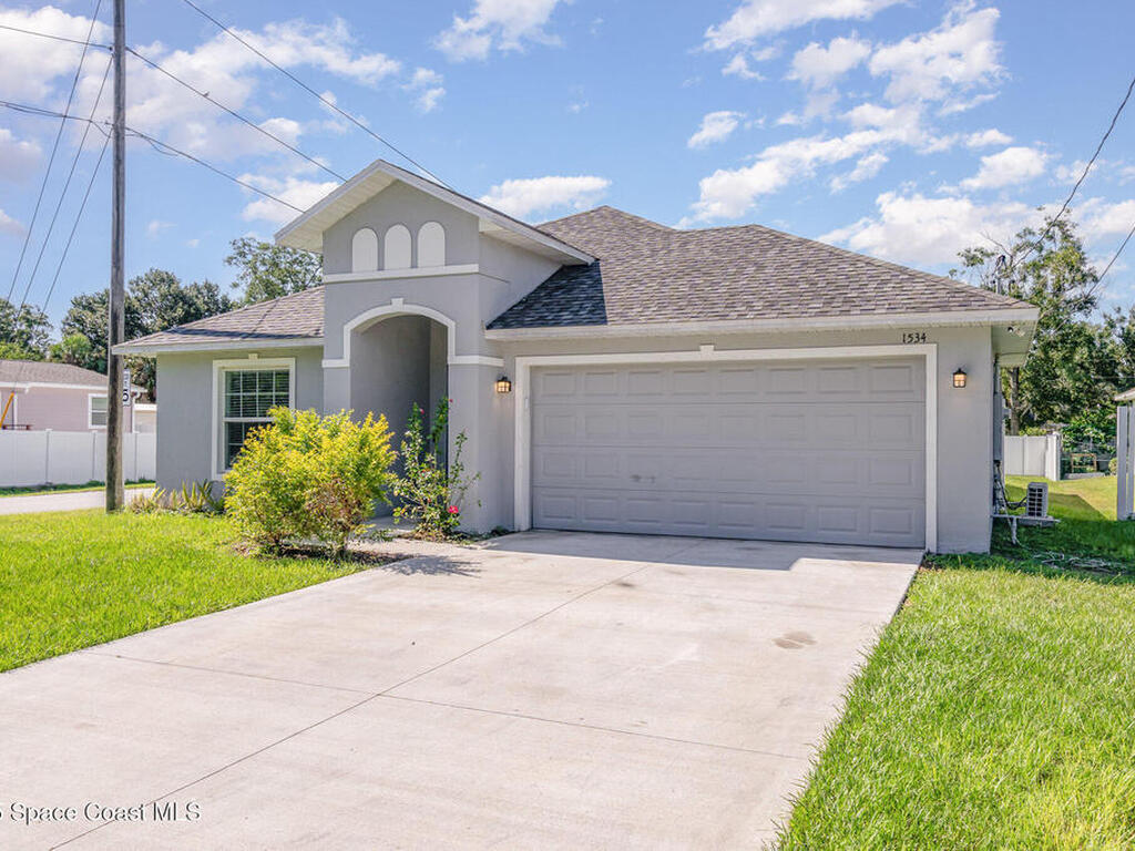 1534 Pine Street, Orlando, FL 32824