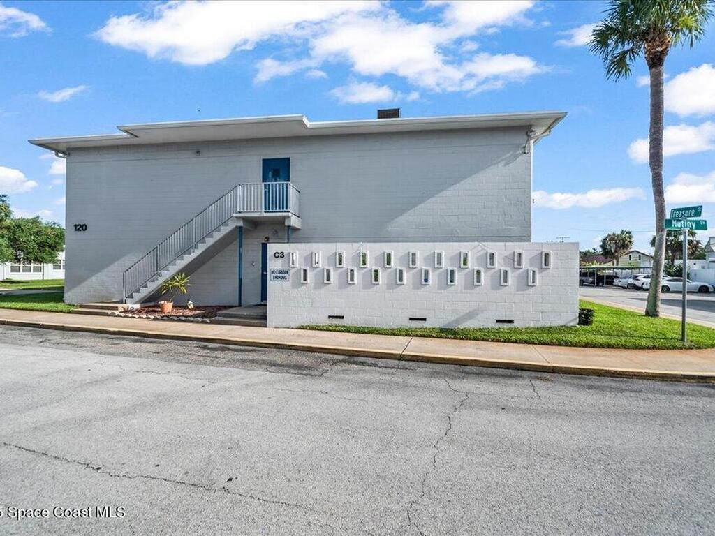 120 Mutiny Lane, Merritt Island, FL 32952