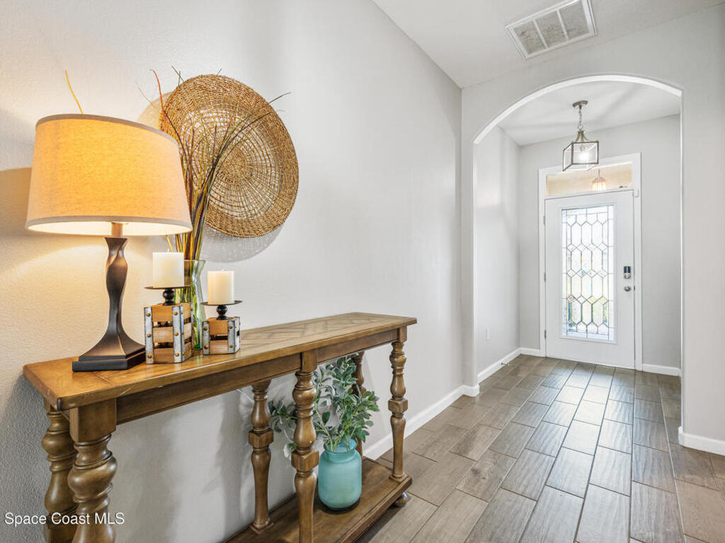 1061 Peta Way, Melbourne, FL 32940