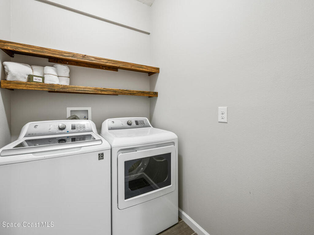 1061 Peta Way, Melbourne, FL 32940