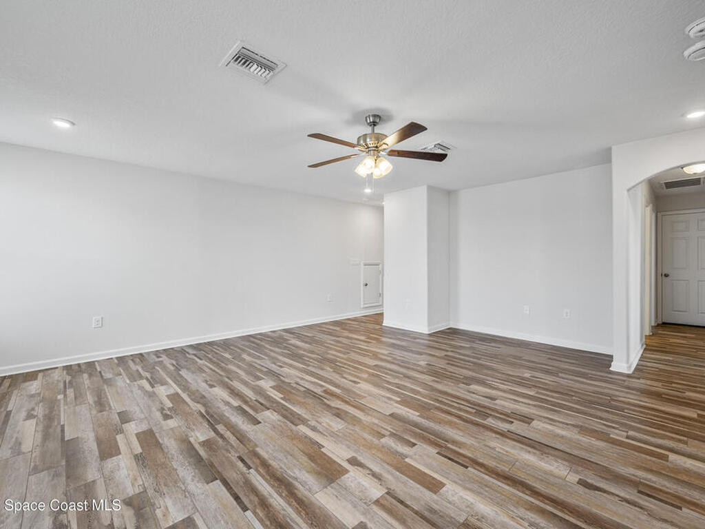 1061 Peta Way, Melbourne, FL 32940