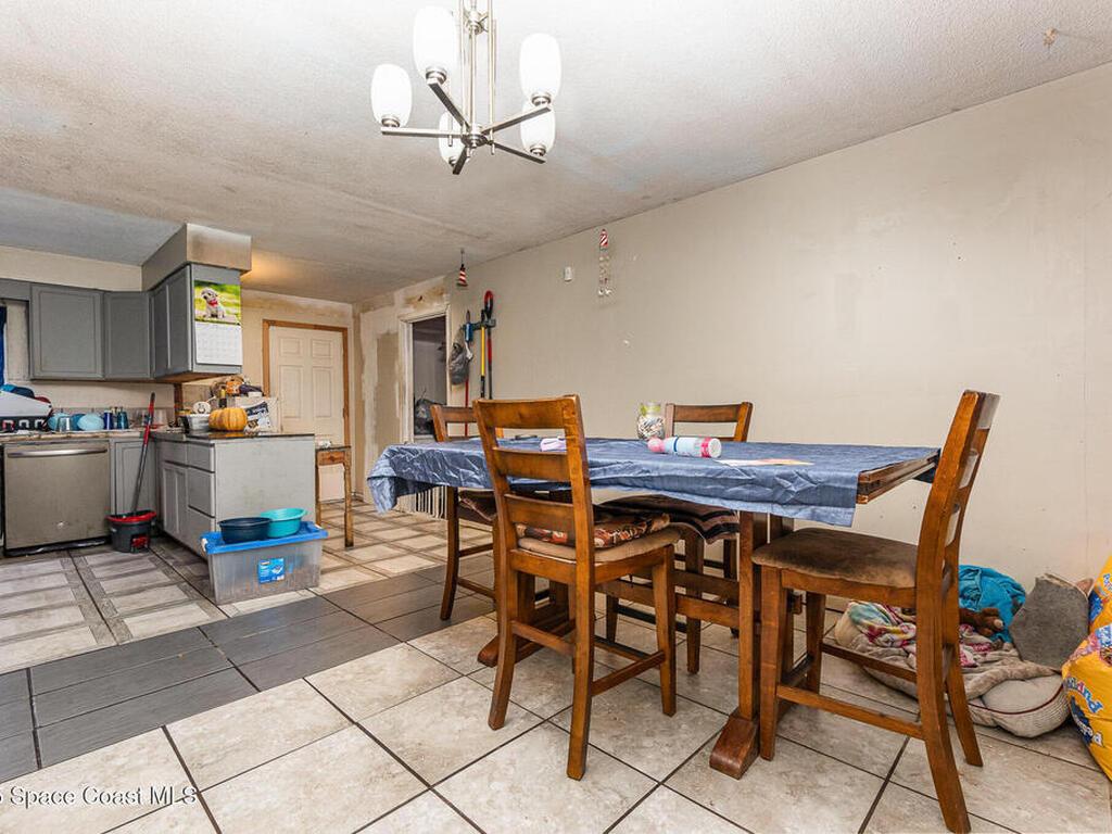 2900 Woodbridge Lane, Orlando, FL 32808