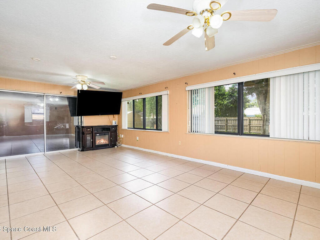 935 S Varr Avenue, Rockledge, FL 32955