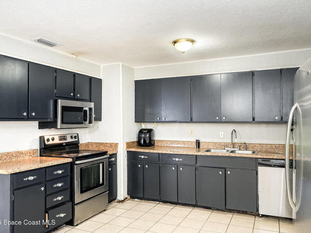 935 S Varr Avenue, Rockledge, FL 32955