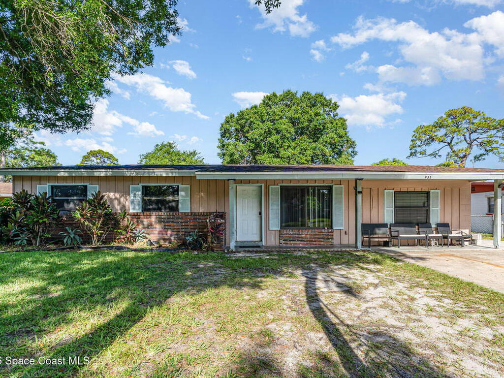 935 S Varr Avenue, Rockledge, FL 32955