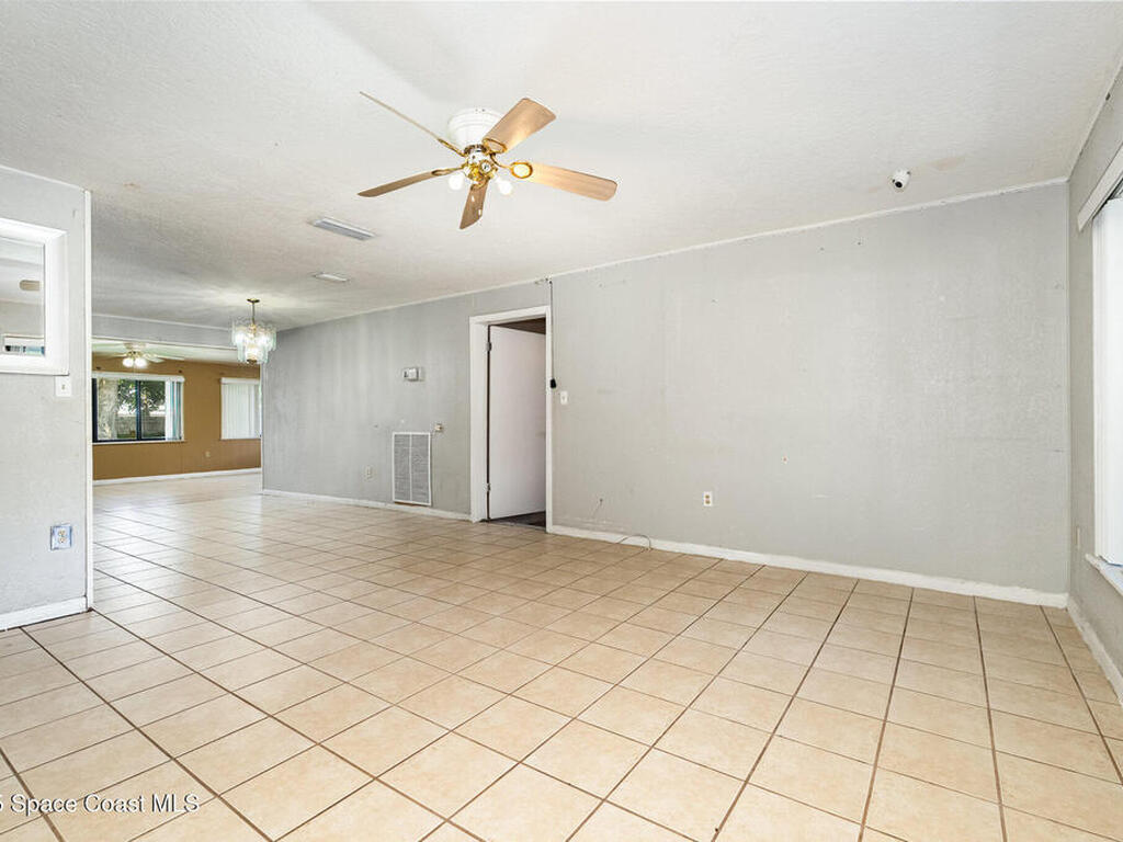 935 S Varr Avenue, Rockledge, FL 32955