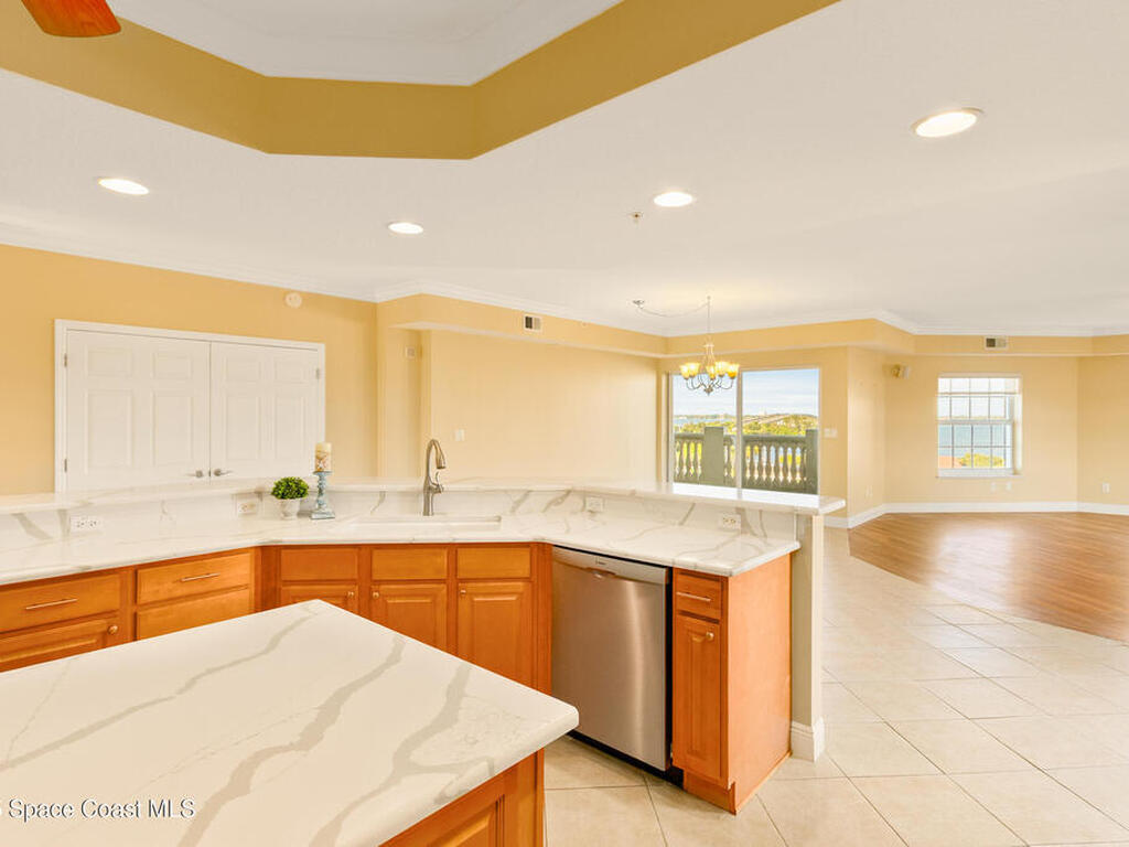 1211 E New Haven Avenue, Melbourne, FL 32901