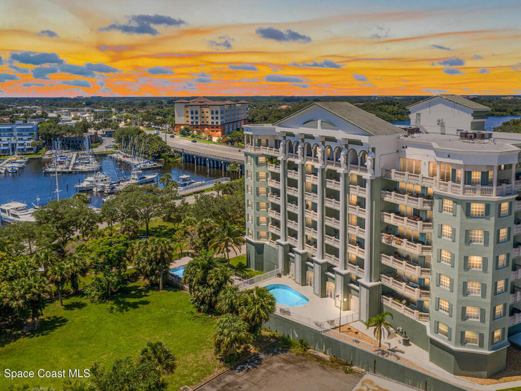 1211 E New Haven Avenue, Melbourne, FL 32901