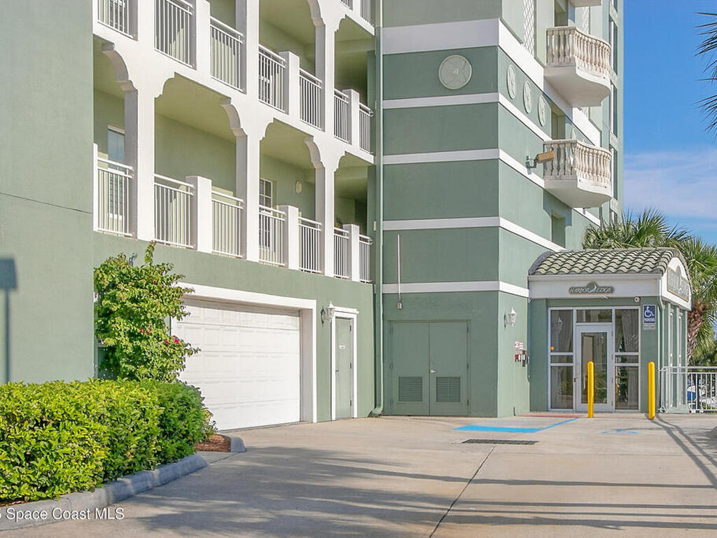 1211 E New Haven Avenue, Melbourne, FL 32901