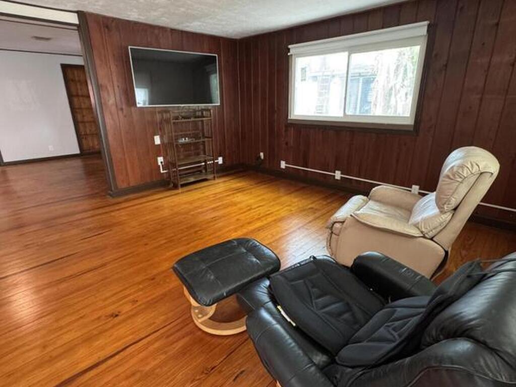 1310 Jernigan Avenue, Melbourne, FL 32901