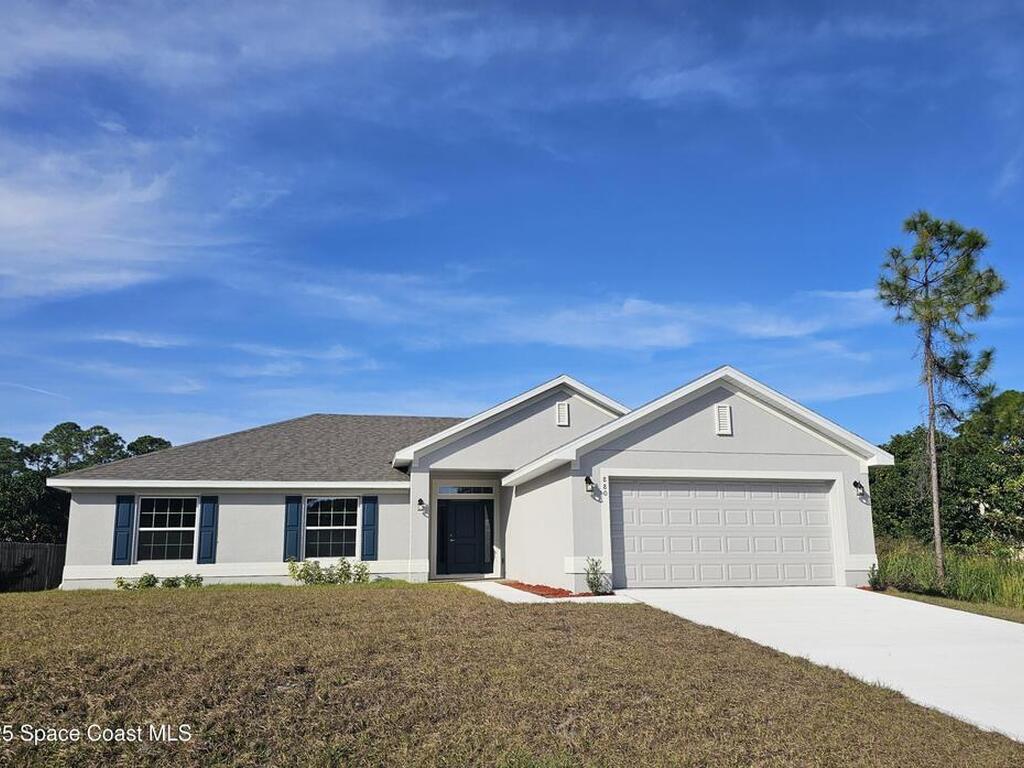 880 De Groodt Road, Palm Bay, FL 32908