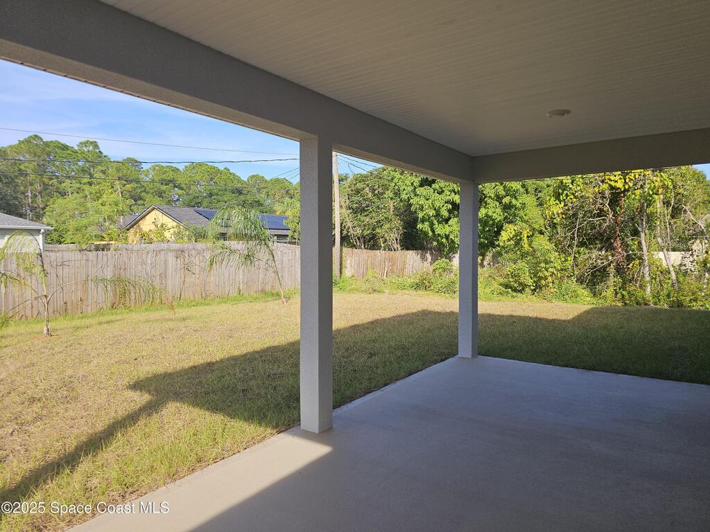 880 De Groodt Road, Palm Bay, FL 32908