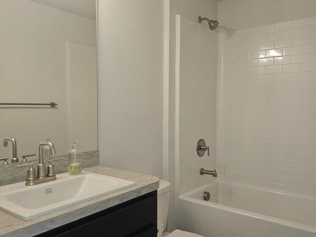 880 De Groodt Road, Palm Bay, FL 32908