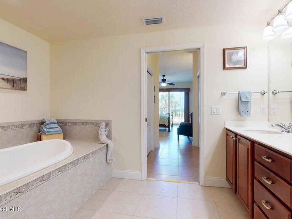 601 N Miramar Avenue, Indialantic, FL 32903