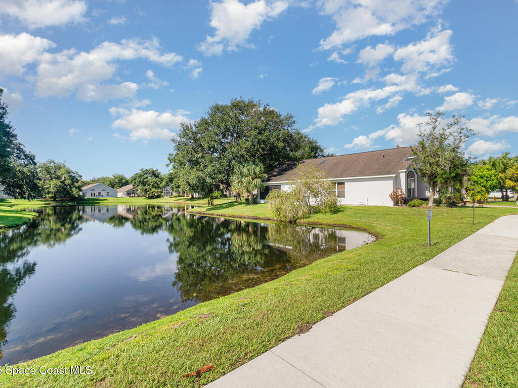 2902 Joseph Circle, Oviedo, FL 32765