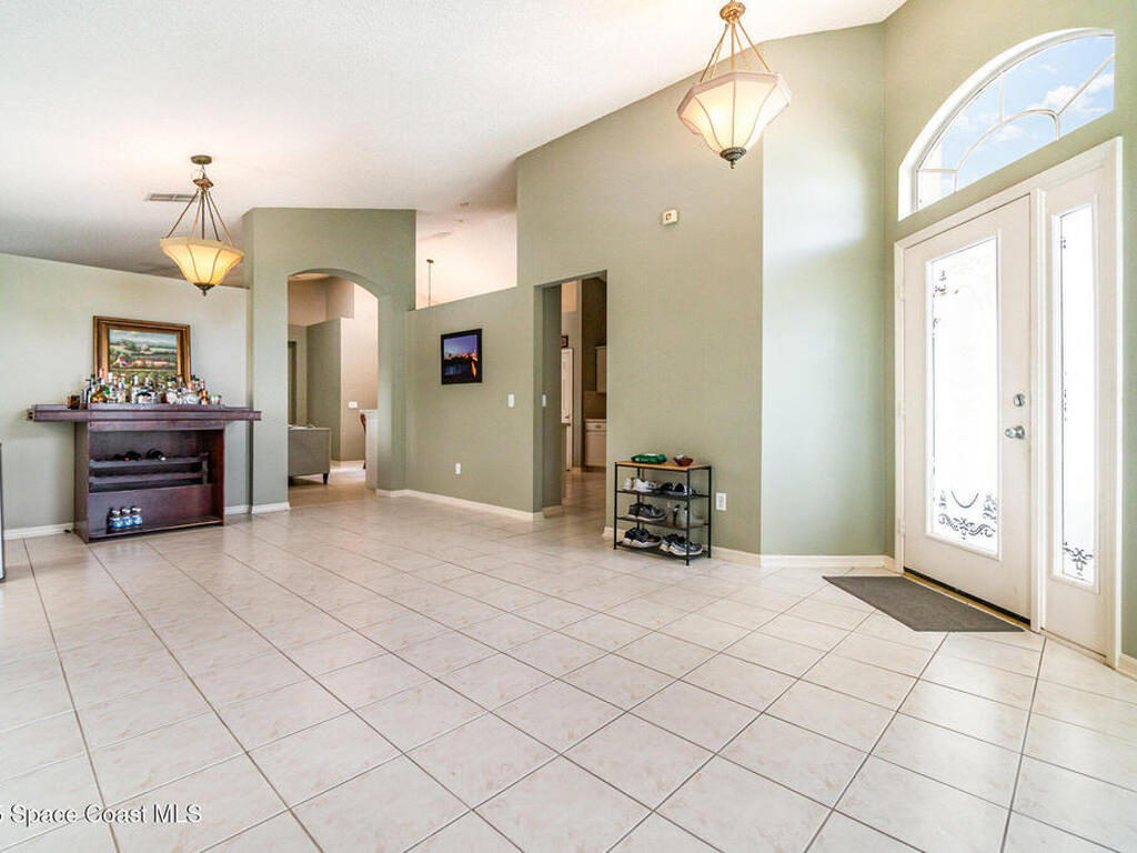 2902 Joseph Circle, Oviedo, FL 32765