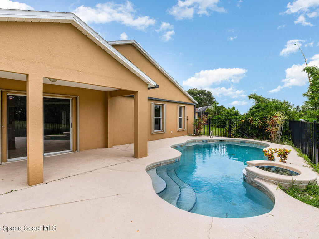8426 Mizell Drive, Melbourne, FL 32940