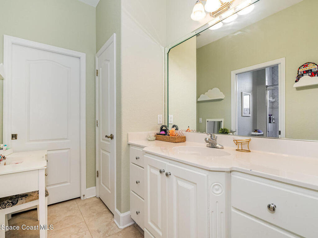 5820 Herons Landing Drive, Rockledge, FL 32955