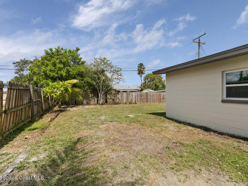 819 9th Street, Merritt Island, FL 32953