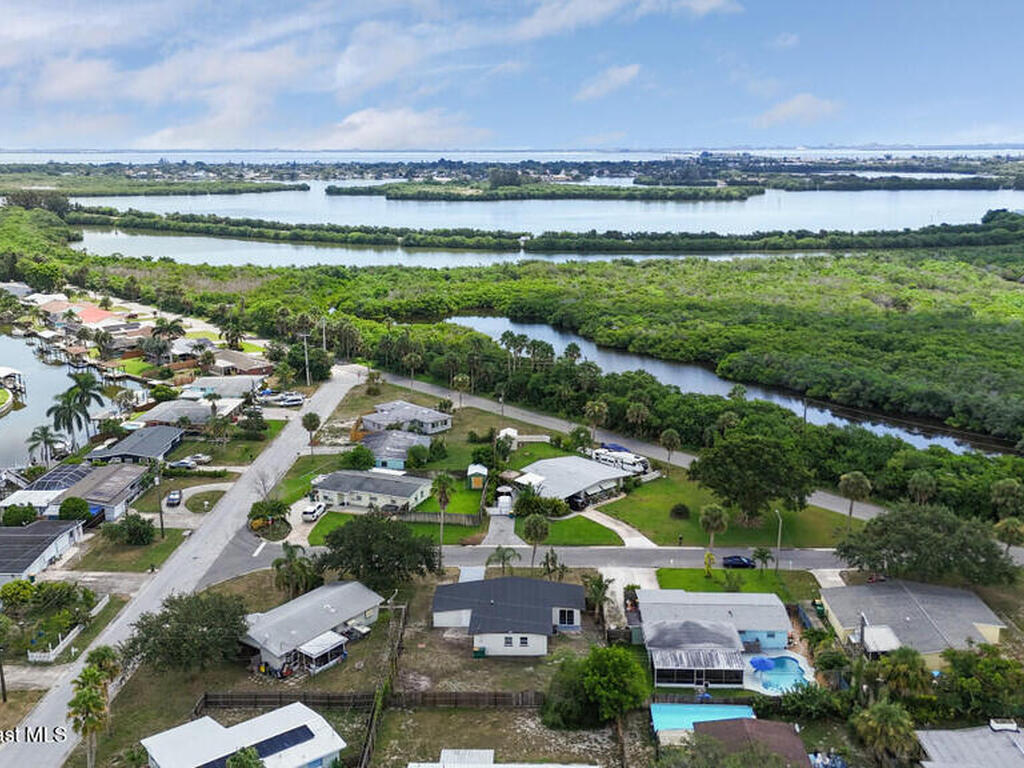 819 9th Street, Merritt Island, FL 32953