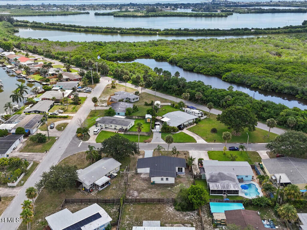 819 9th Street, Merritt Island, FL 32953