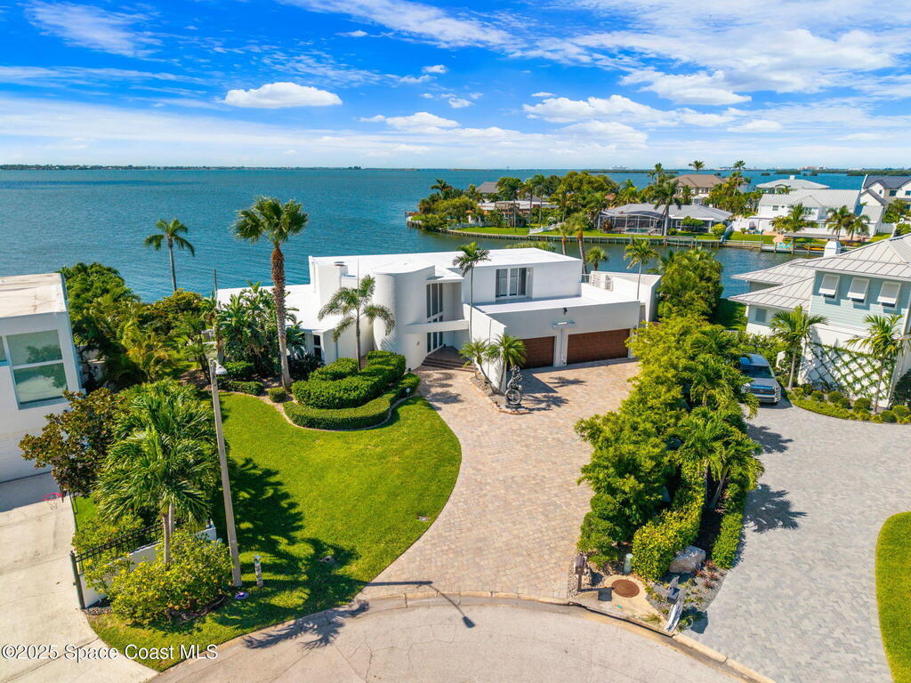 84 Country Club Road, Cocoa Beach, FL 32931