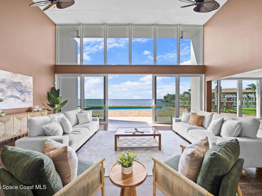 84 Country Club Road, Cocoa Beach, FL 32931