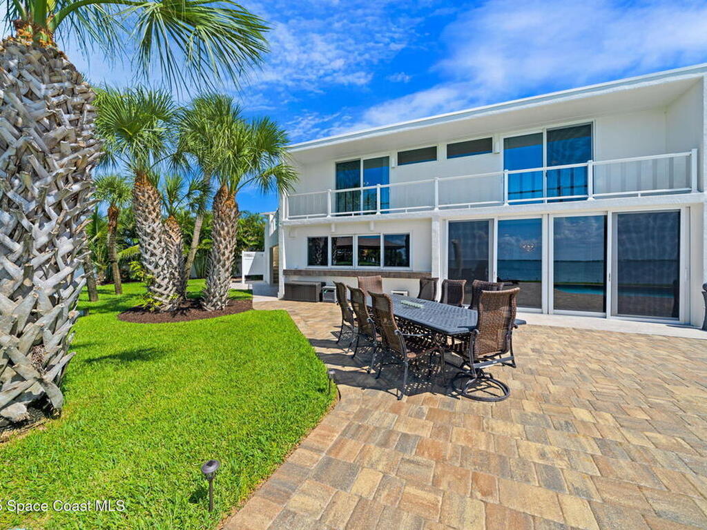 84 Country Club Road, Cocoa Beach, FL 32931