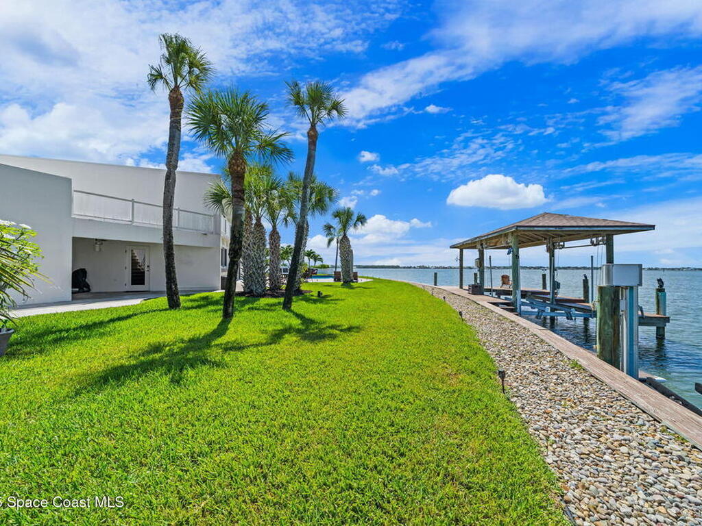 84 Country Club Road, Cocoa Beach, FL 32931