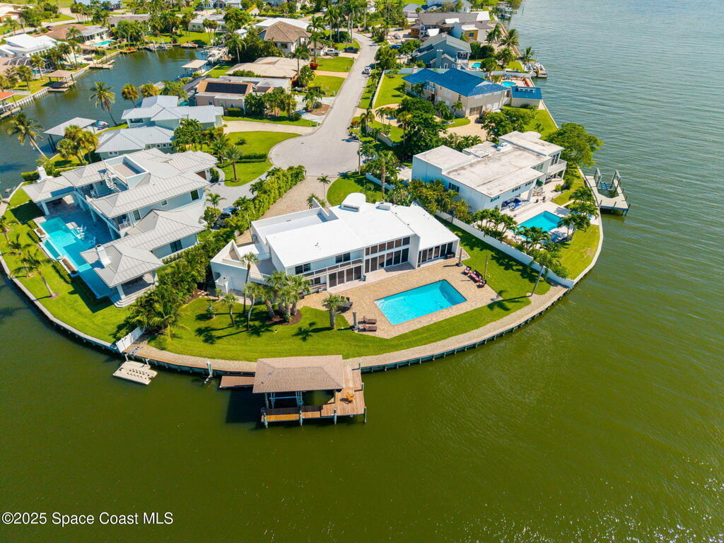 84 Country Club Road, Cocoa Beach, FL 32931