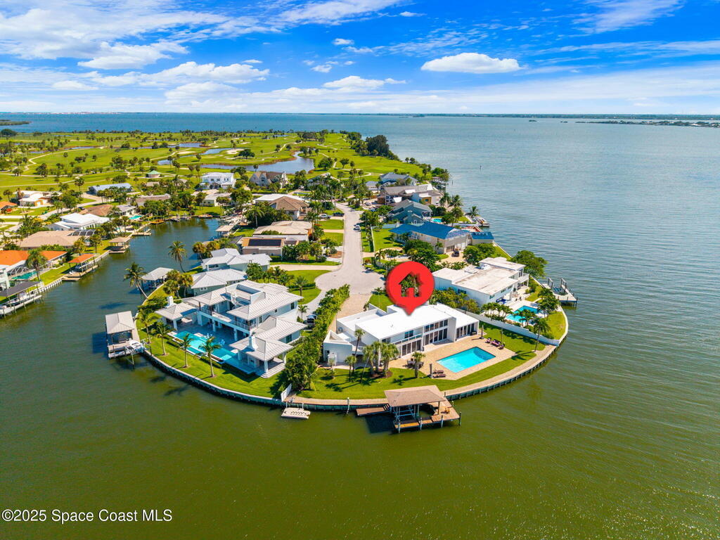84 Country Club Road, Cocoa Beach, FL 32931