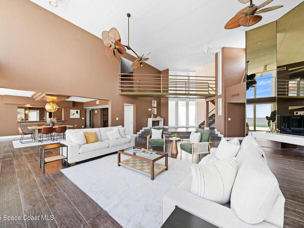 84 Country Club Road, Cocoa Beach, FL 32931
