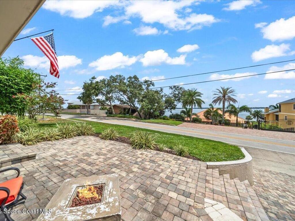 2125 Indian River Drive, Cocoa, FL 32922