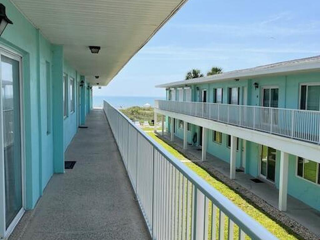 1563 S Atlantic Avenue, Cocoa Beach, FL 32931