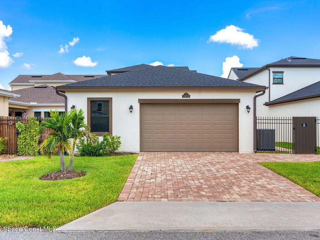 2372 Pravny Lane, Melbourne, FL 32940