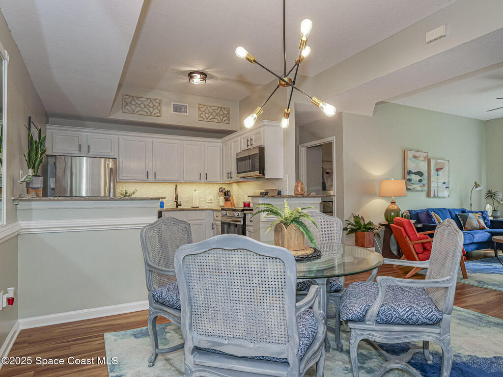 536 7th Square, Vero Beach, FL 32962