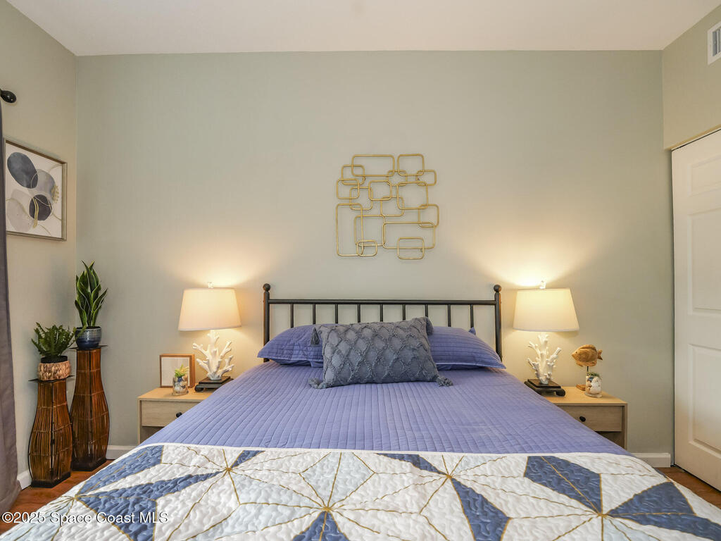 536 7th Square, Vero Beach, FL 32962