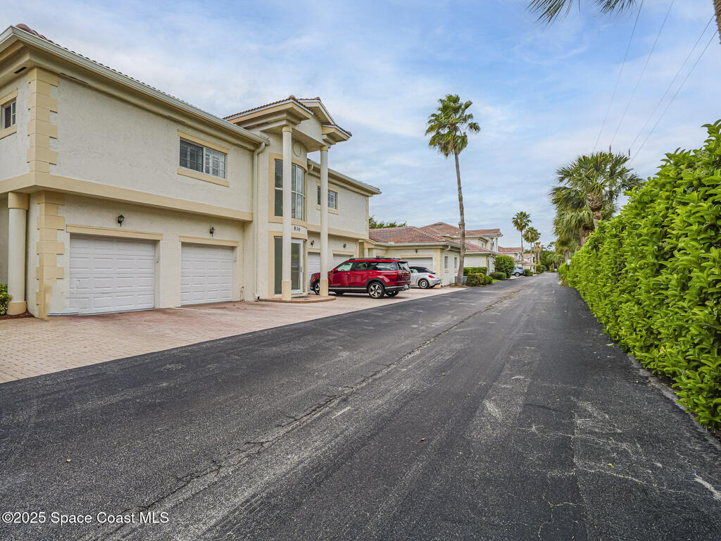536 7th Square, Vero Beach, FL 32962
