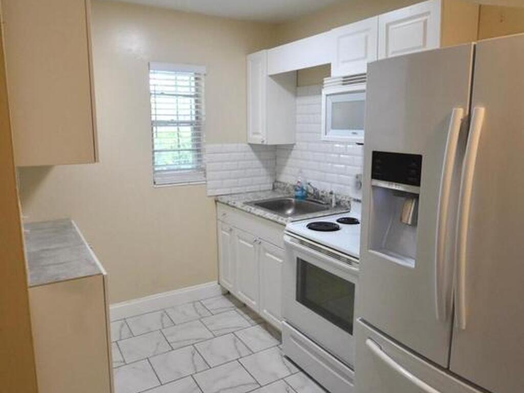 1516 Roger Drive, Titusville, FL 32780