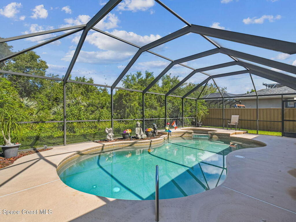 4878 Alamanda Drive, Melbourne, FL 32940