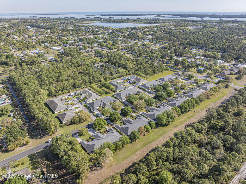 946 S Easy Street Street, Sebastian, FL 32958