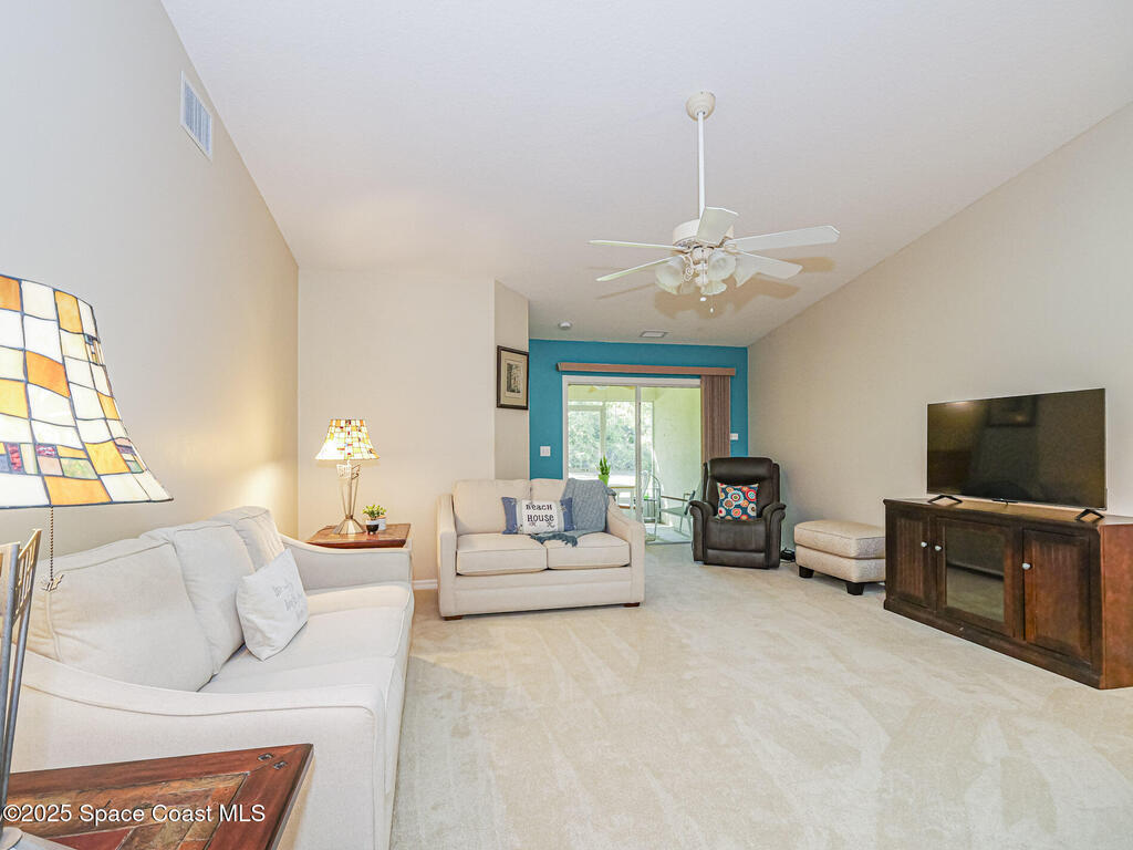 946 S Easy Street Street, Sebastian, FL 32958