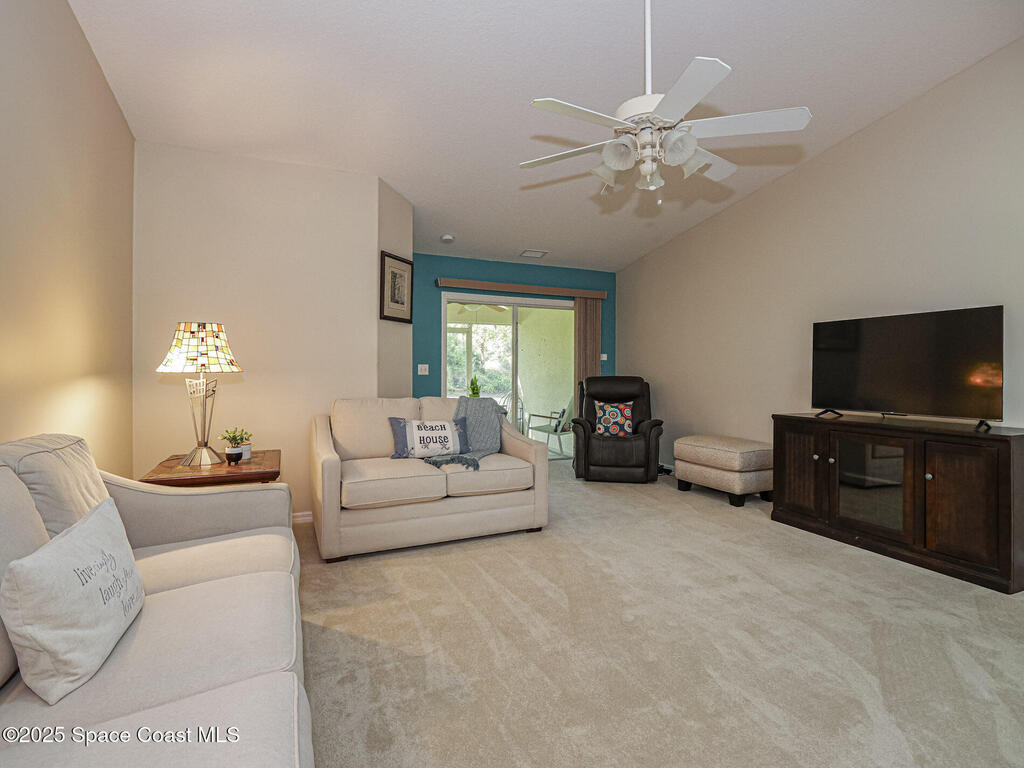 946 S Easy Street Street, Sebastian, FL 32958