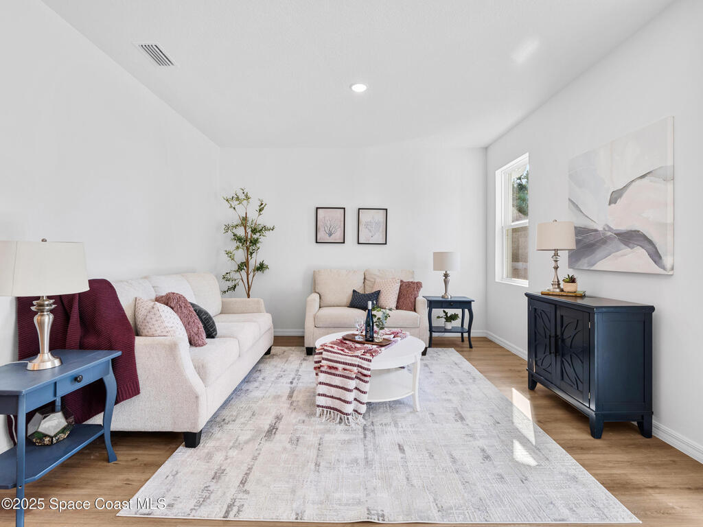 1320 Seabreeze Street, Palm Bay, FL 32908