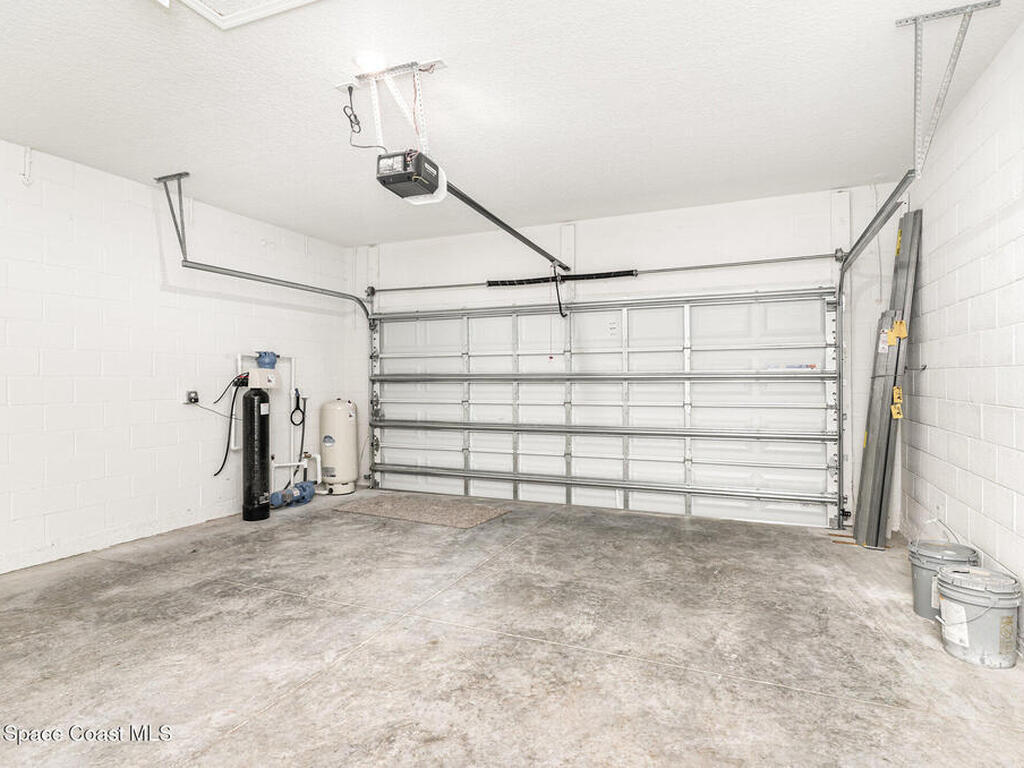 1320 Seabreeze Street, Palm Bay, FL 32908