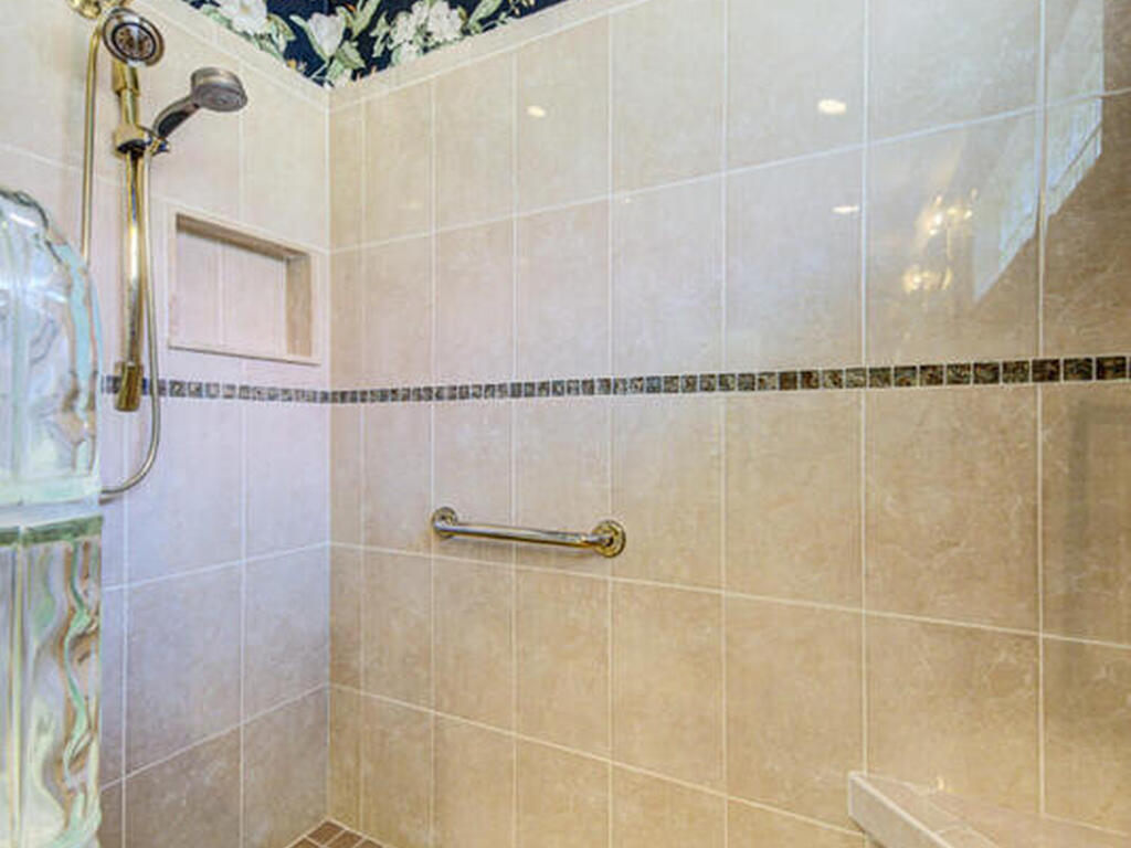 474 Carmel Drive, Melbourne, FL 32940